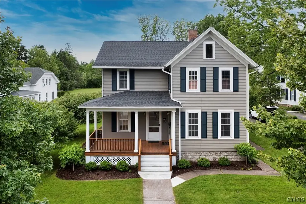 57 W Genesee Street, Skaneateles