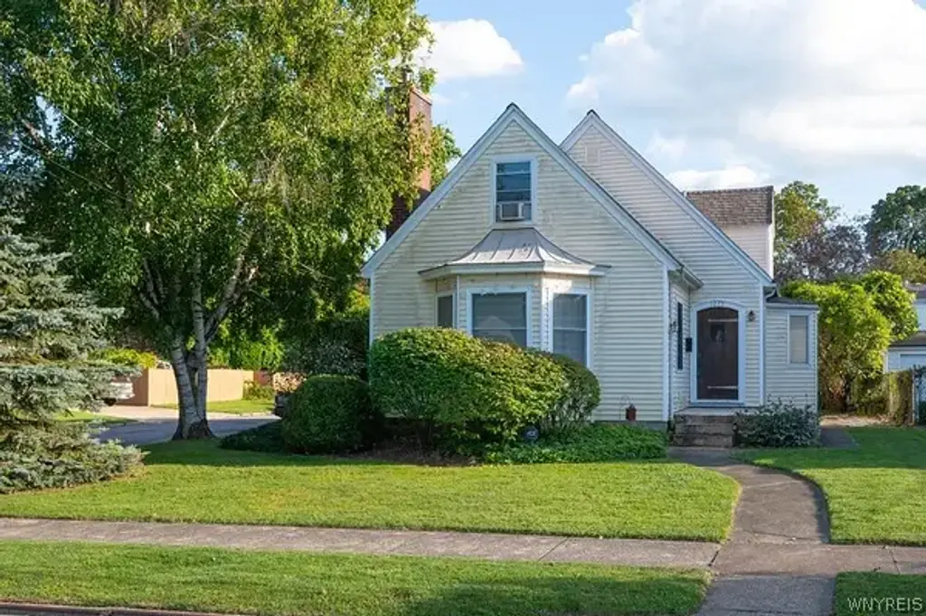 1275 Wyoming Avenue, Niagara Falls