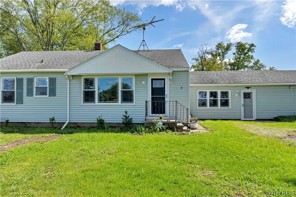 9187 Ellinwood Road, Pembroke