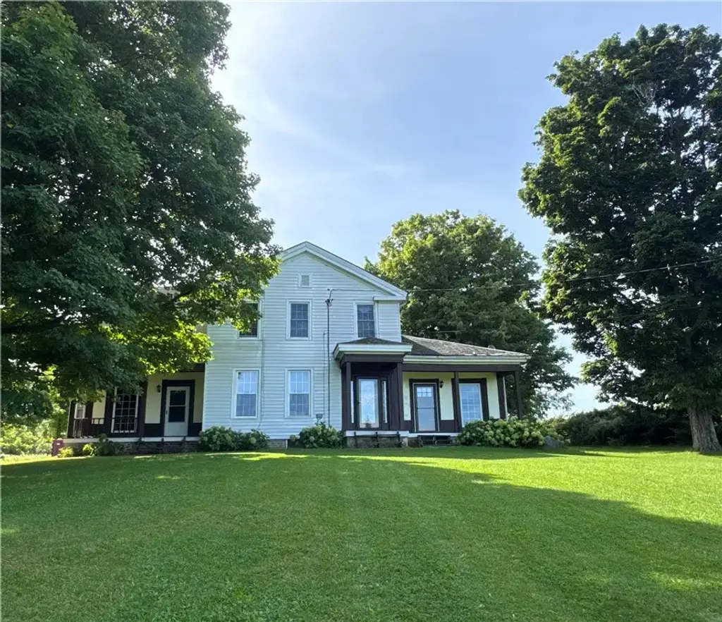 344 Sheldon Road, Farmington