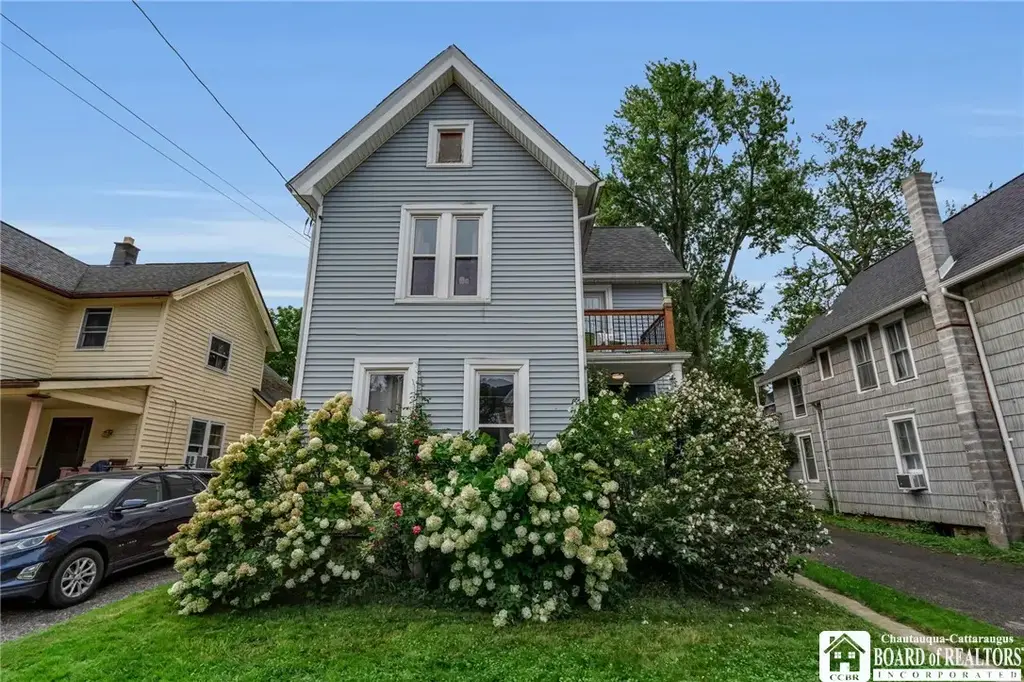 34 Juniper Street, Lockport City