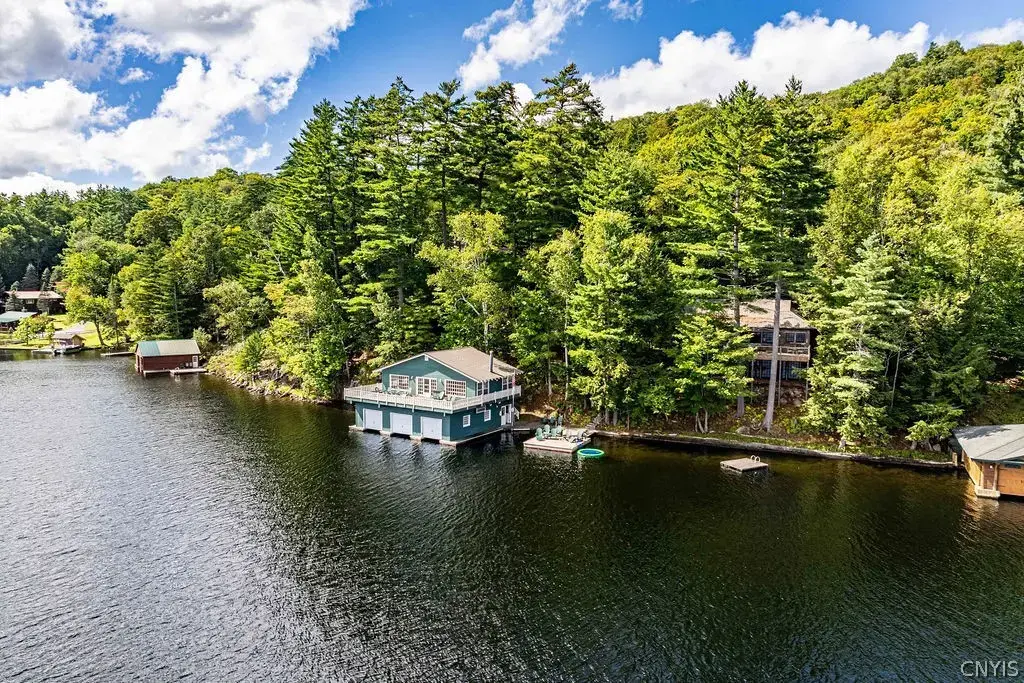 108 Seventh Lake Rd, Inlet