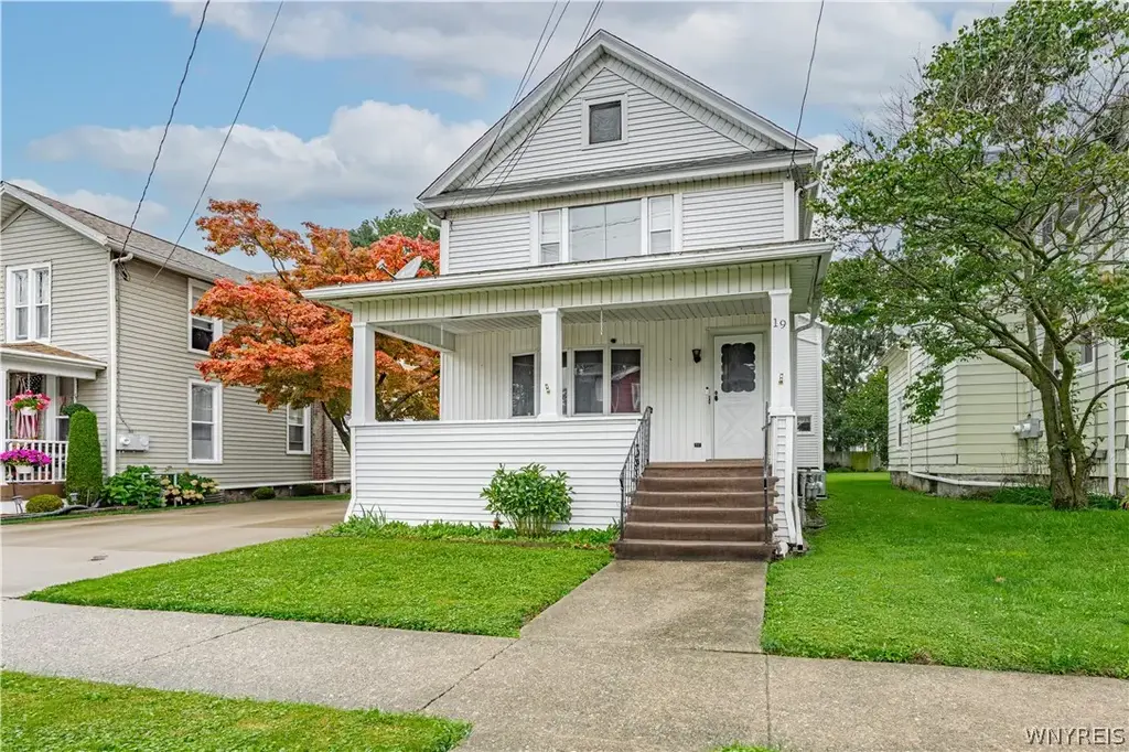 19 Grosvenor Street, Lockport City