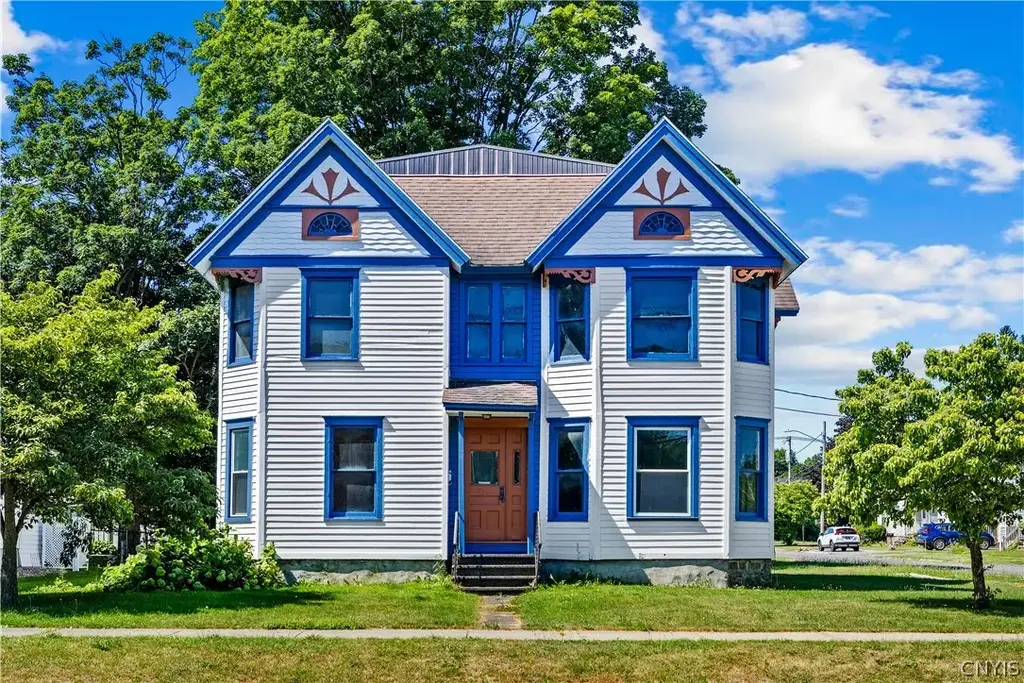 310 E Main Street, Frankfort