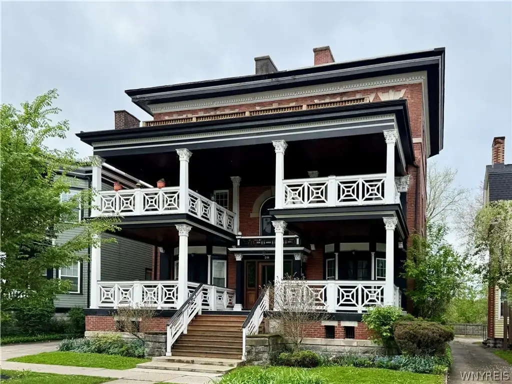 246 Bryant Street # 2a, Buffalo