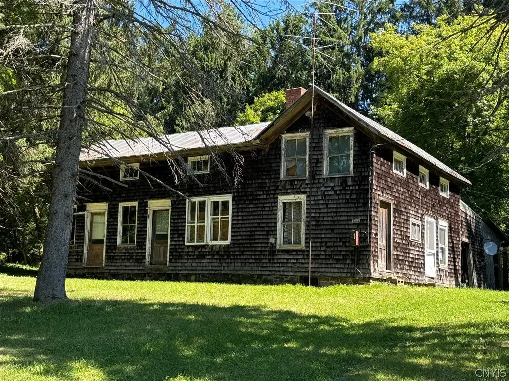 944 Tollgate Hill Road, Locke
