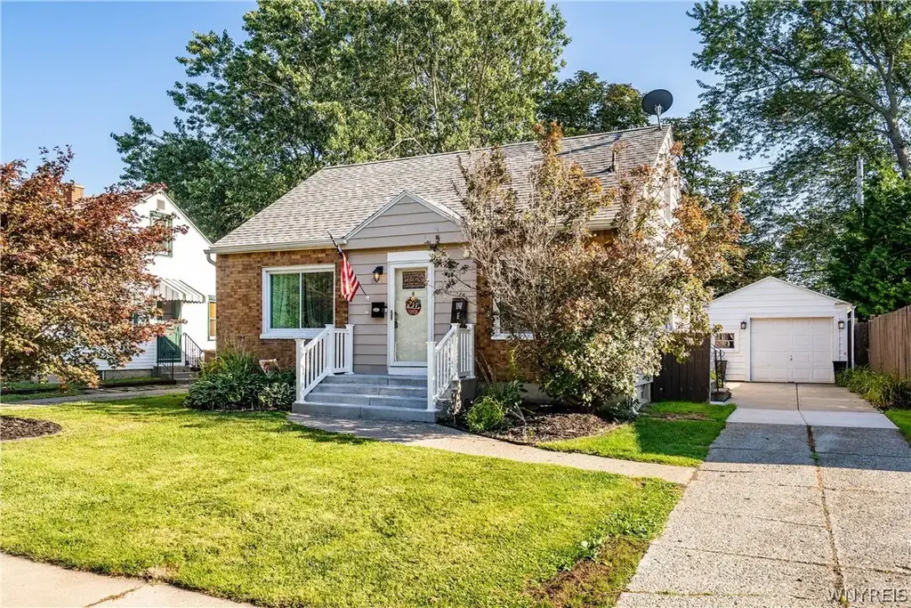 107 Seton Road, Cheektowaga