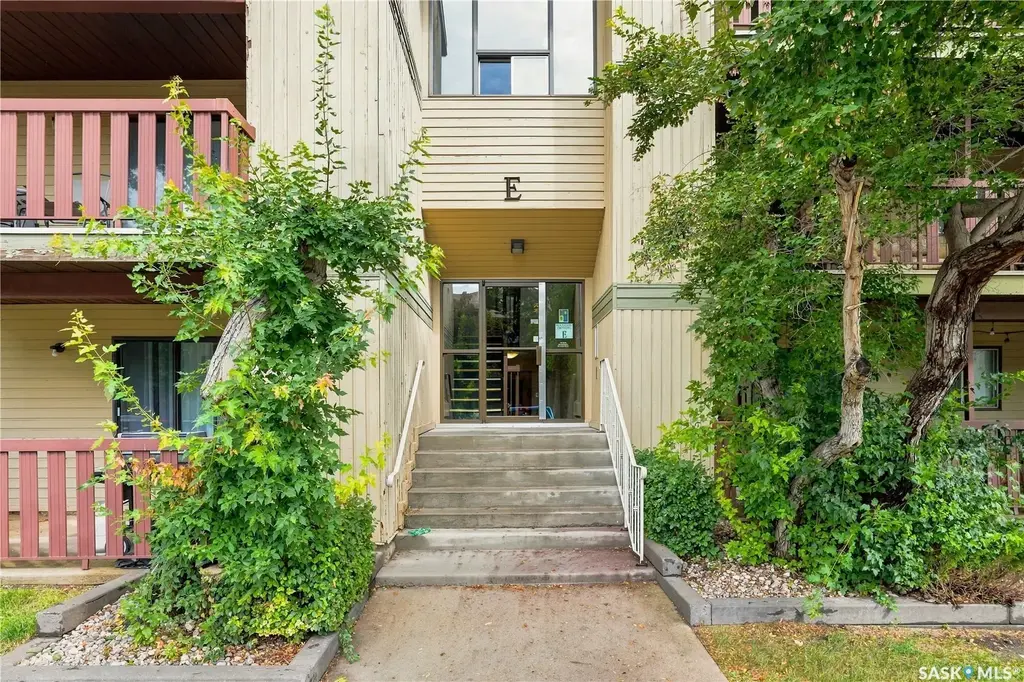 1121 Mckercher Drive 207e, Saskatoon