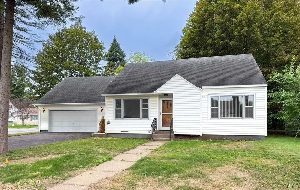 155 Marnie Street, Deerfield
