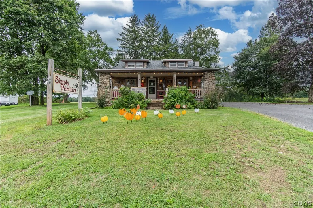 Photo of Listing #S1711736