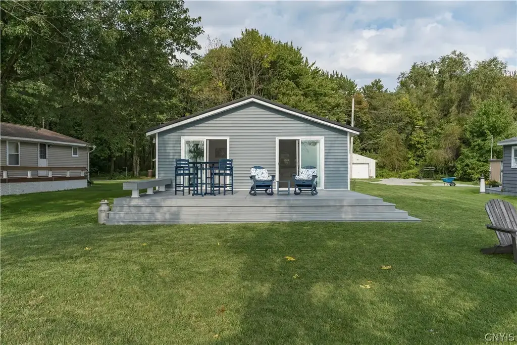 24407 Hayes Bay Road, Lyme