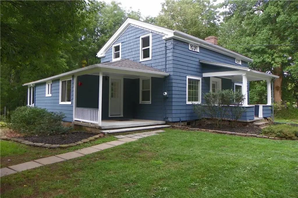 1310 Wall Road, Webster
