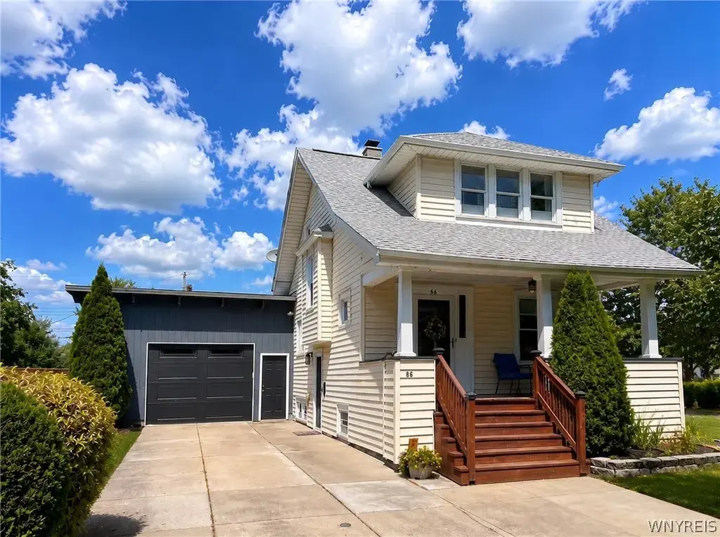 66 Argyle Avenue, Amherst