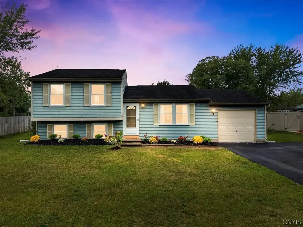 8496 Chinkapin Circle, Cicero