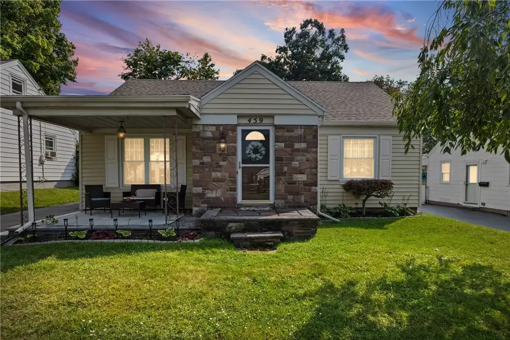 459 Falstaff Road, Irondequoit
