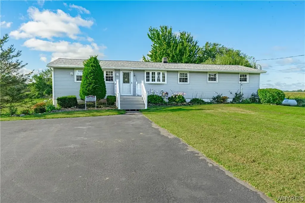 4598 Nelson Road, Wilson
