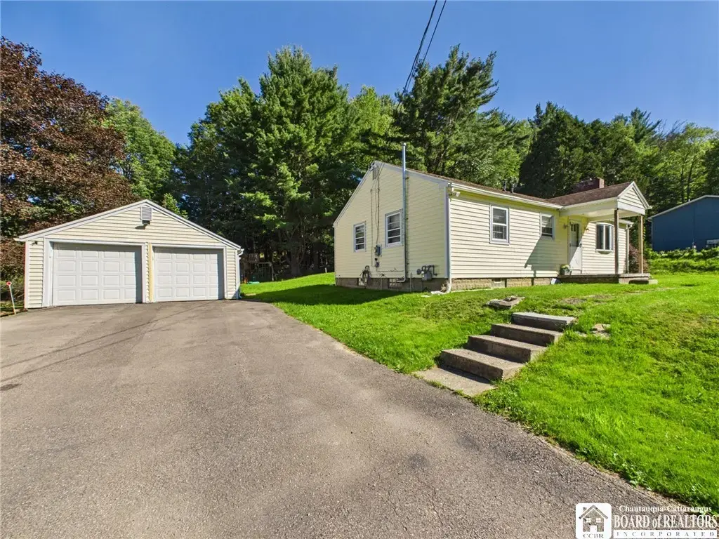 1297 Kamery Road, Olean