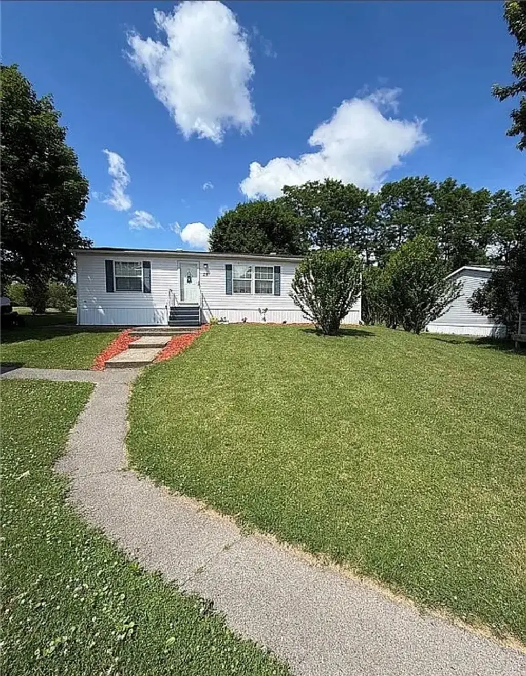 1779 Ross Road, Lyons