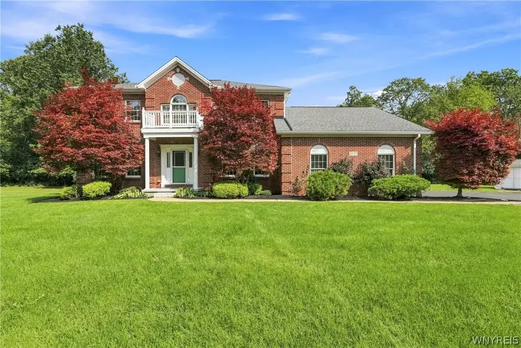 2177 Ferry Road, Grand Island