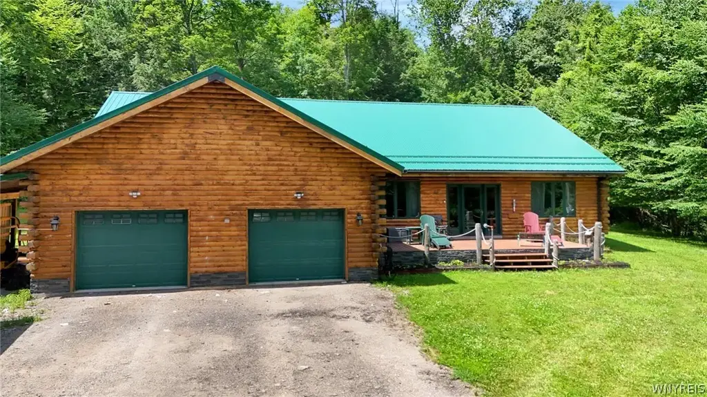 9885 Seymour Street, Caneadea