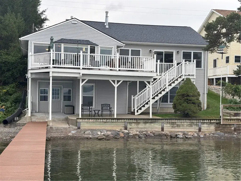 6101 Poplar Beach, Romulus