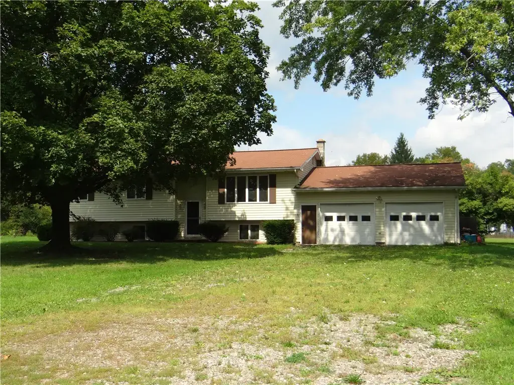 15 Deerfield Drive, Big Flats