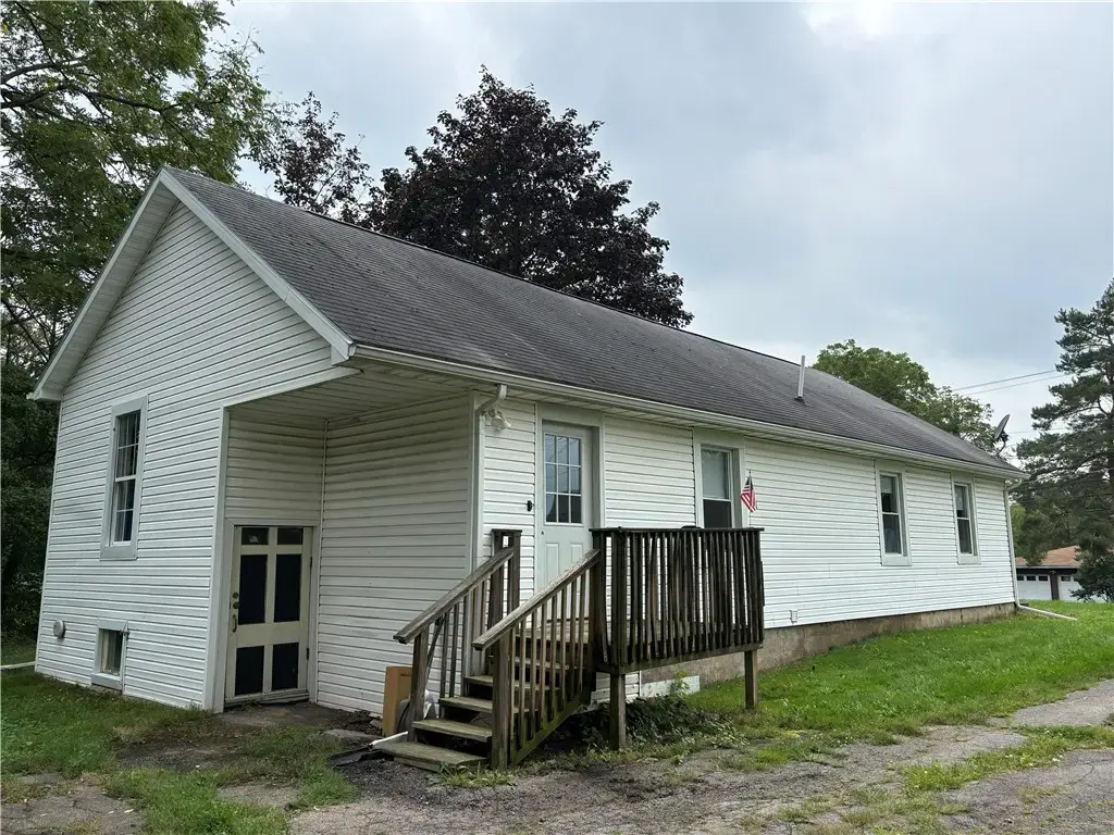 41 South Avenue, East Bloomfield