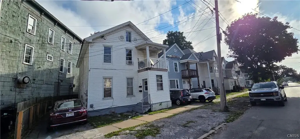745 Mary Street, Utica
