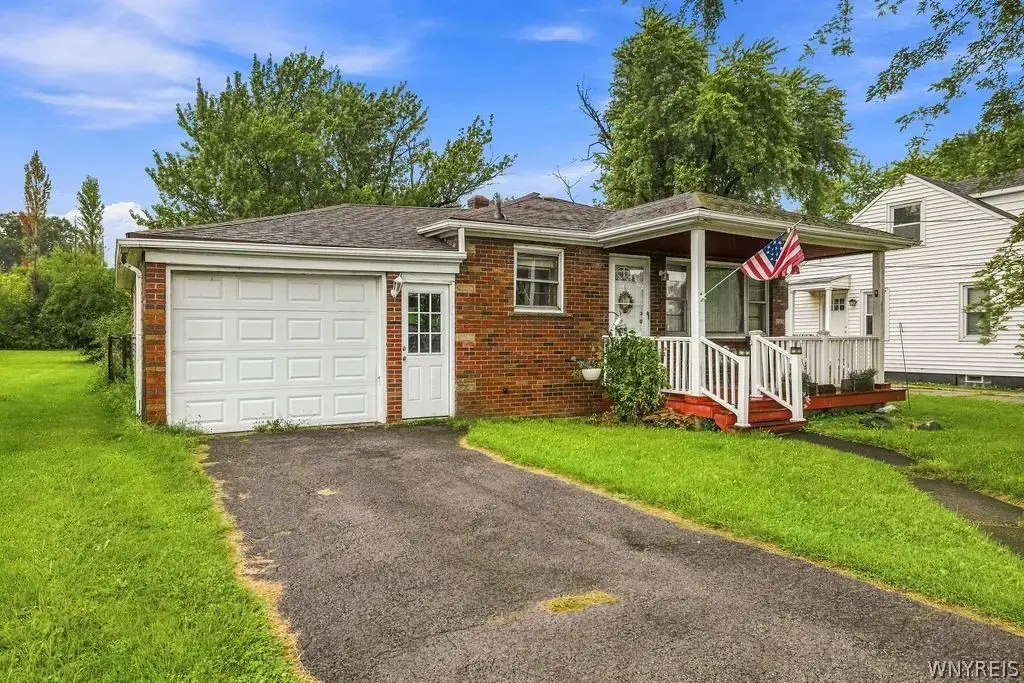 7020 Packard Road, Niagara