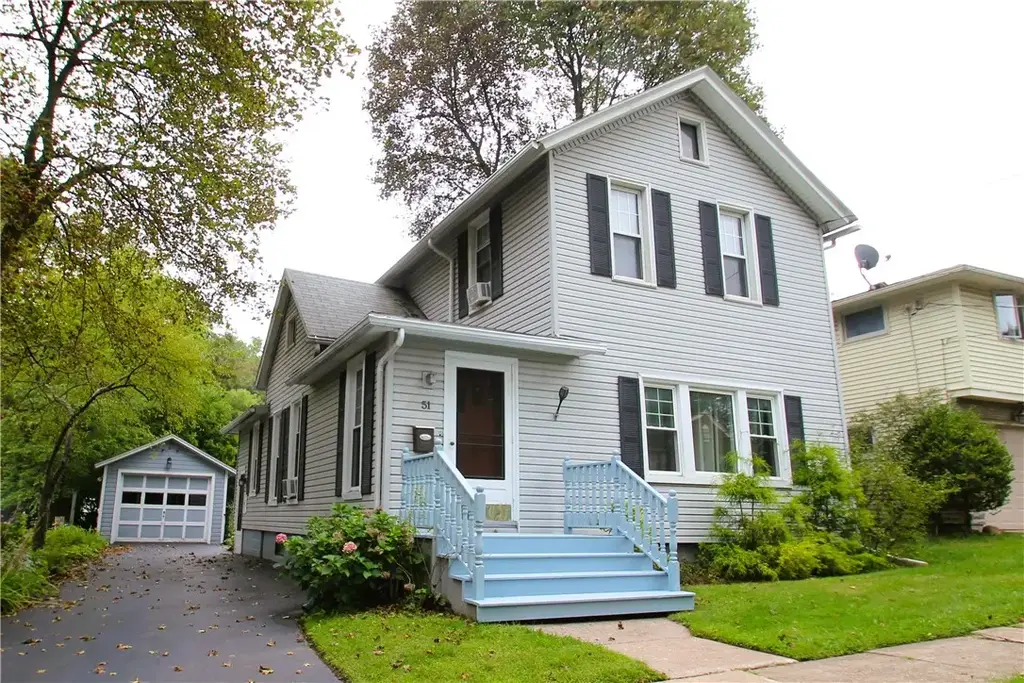 51 Chappell Street, Sweden