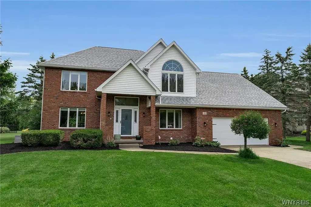 19 Braunview Way, Orchard Park