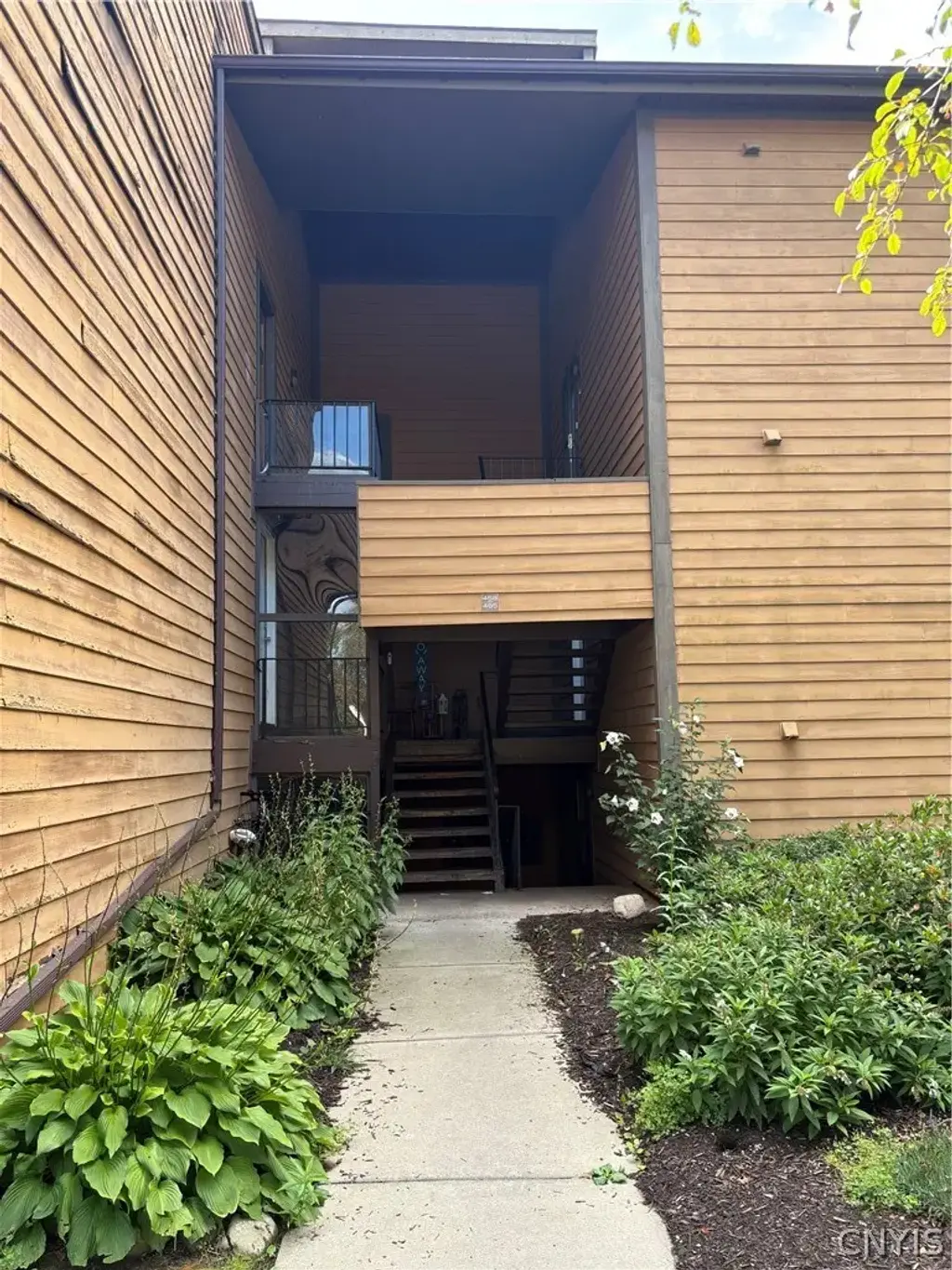 462 Idlewood Boulevard, Van Buren
