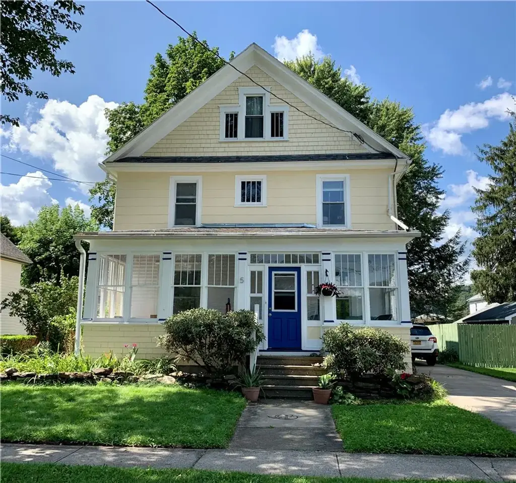 5 Morgan Avenue, Oneonta
