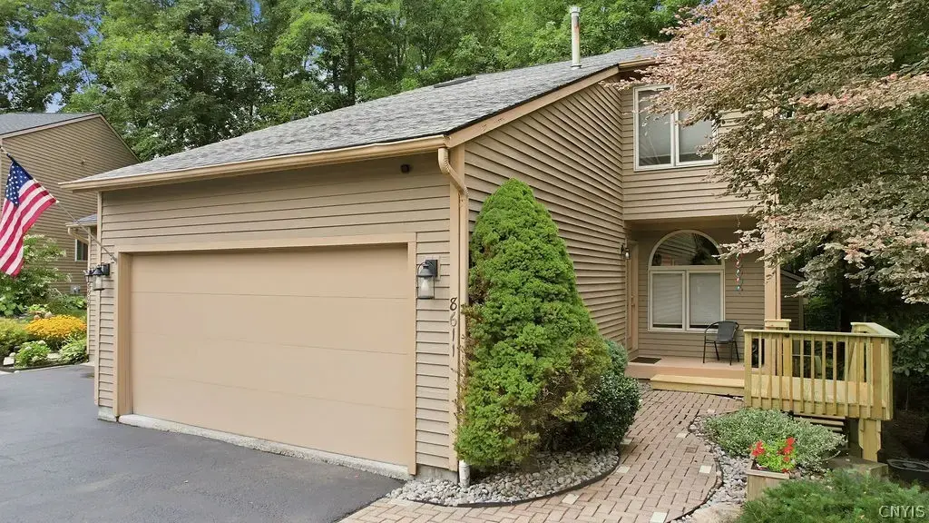 8611 Wrenwood Circle, Lysander