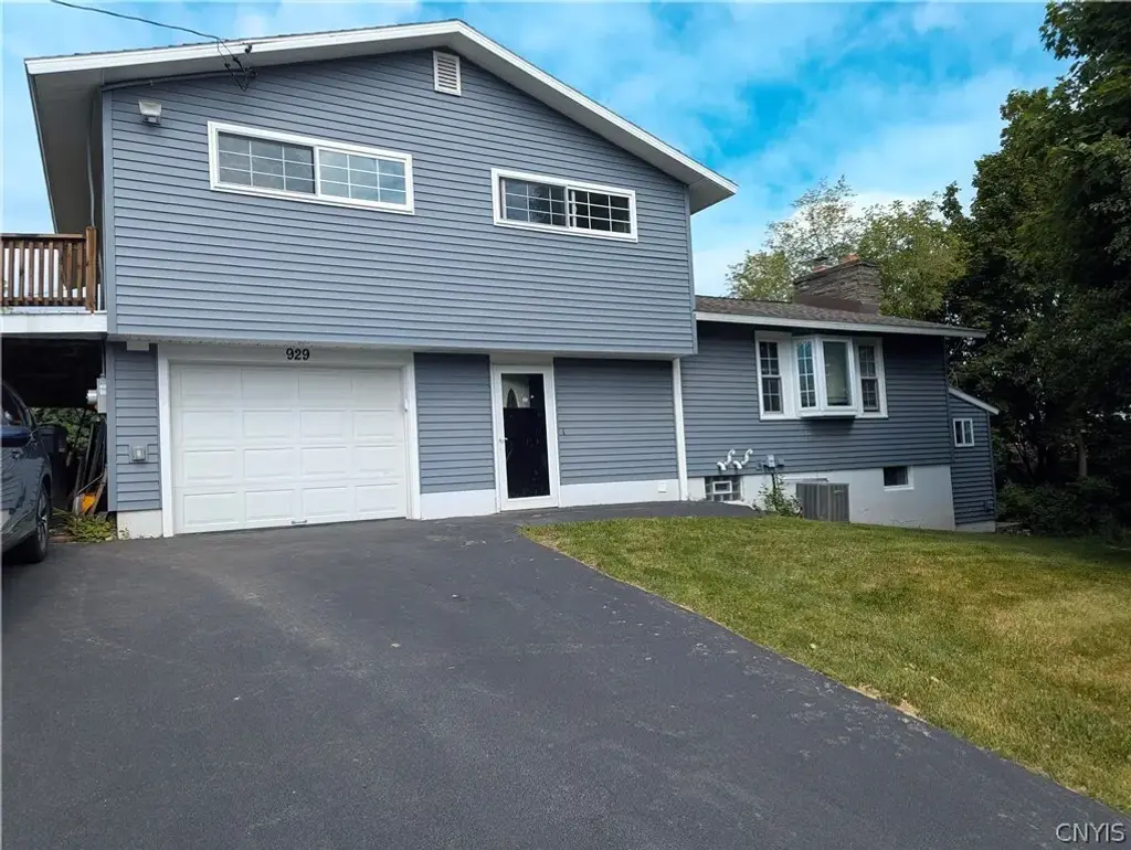 929 Northway Street, Syracuse