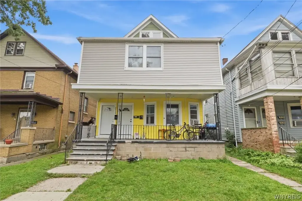 2230 Grand Avenue, Niagara Falls