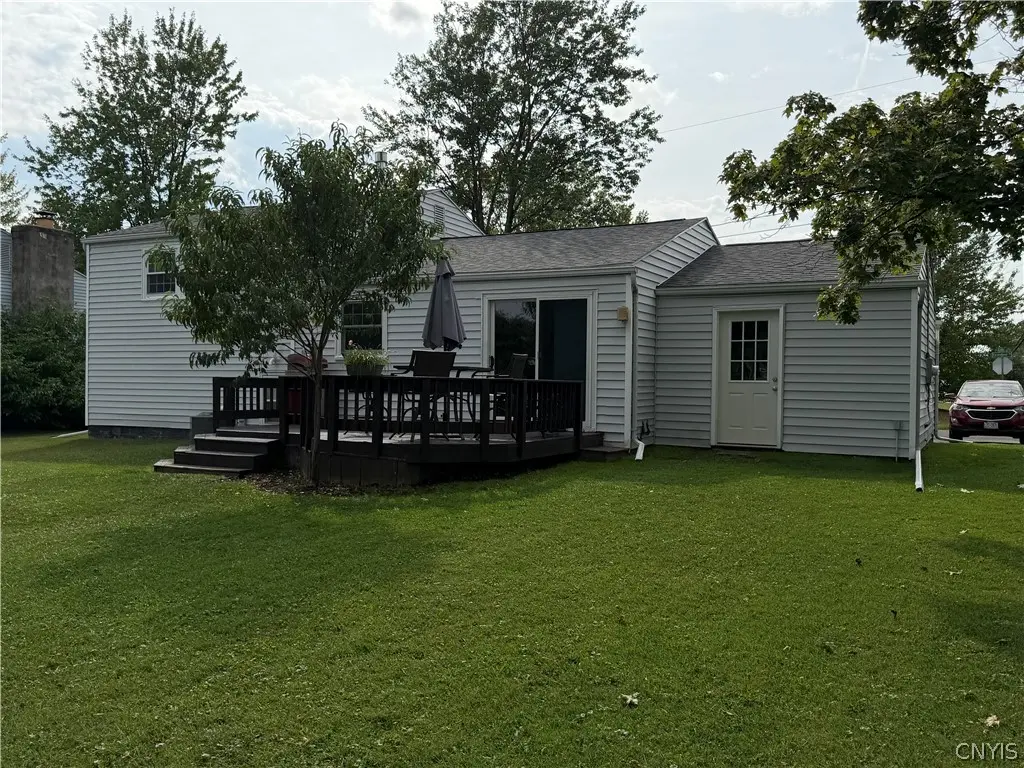 Photo of Listing #S1711995