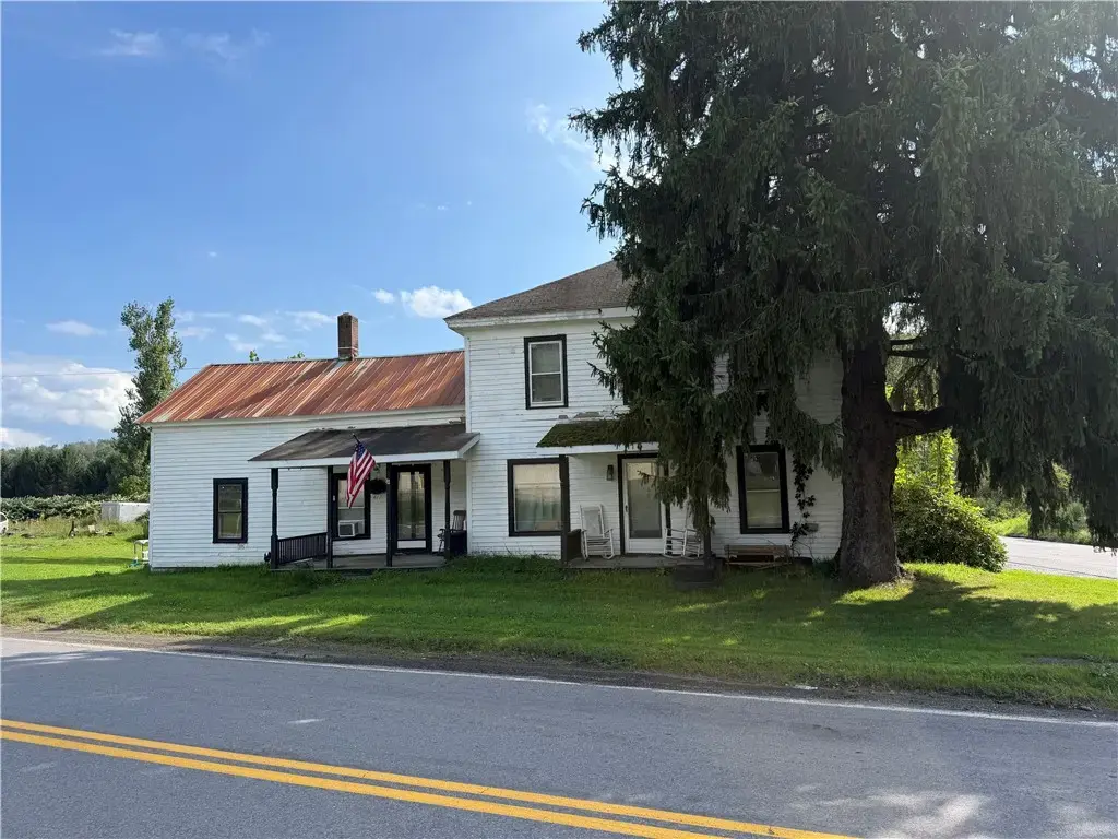 477 County Road 16, Plymouth