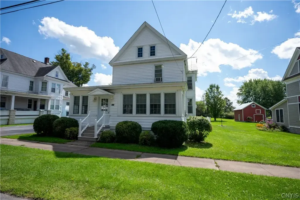 9116 Main Street, Marcy