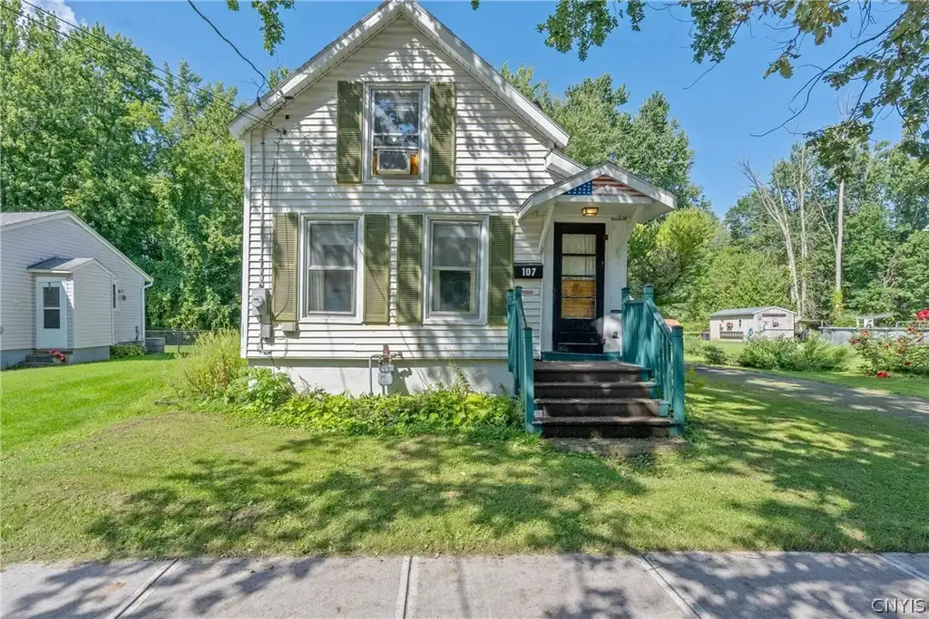 107 Sherman Street, Oneida