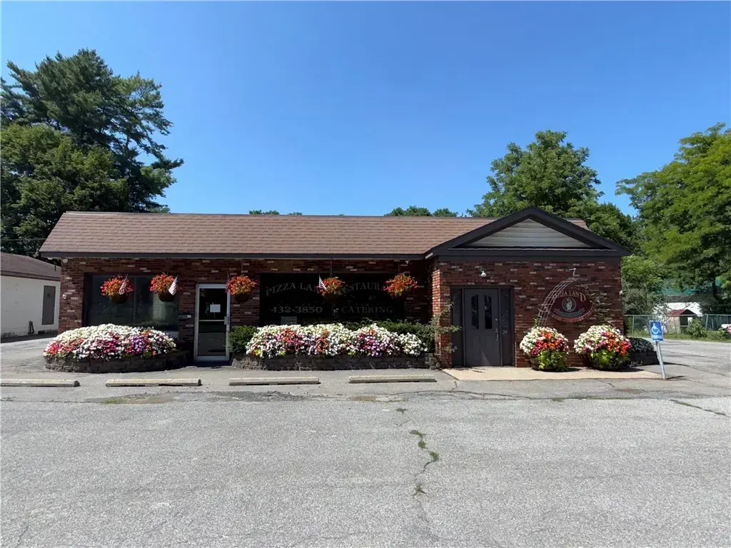 18-28 Oneida Street, Oneonta