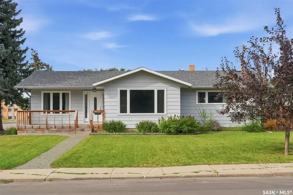 1 Stephenson Crescent, Saskatoon