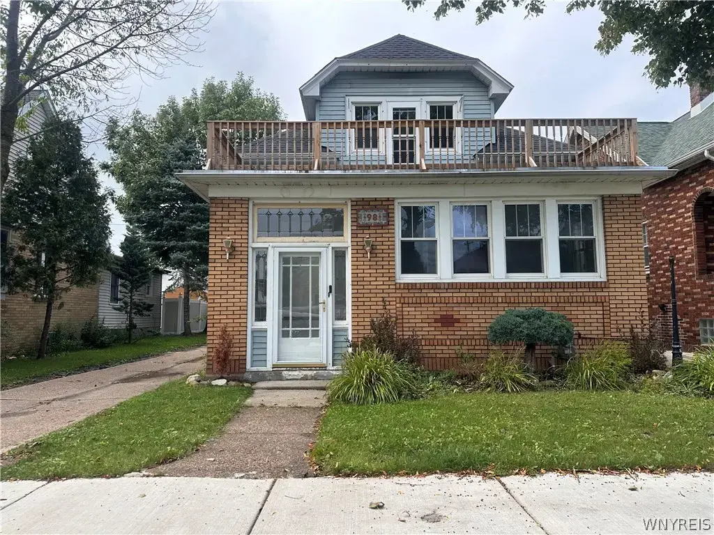 98 Pontiac Street, Buffalo