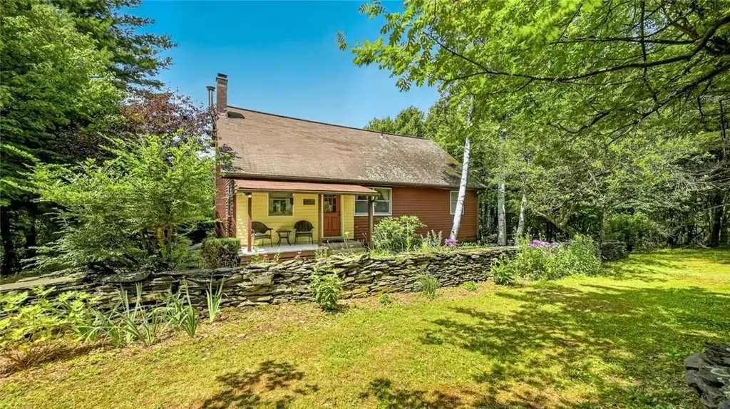 1083 South America Road, Worcester