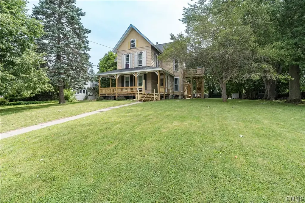 1209 Washington Street, Watertown City