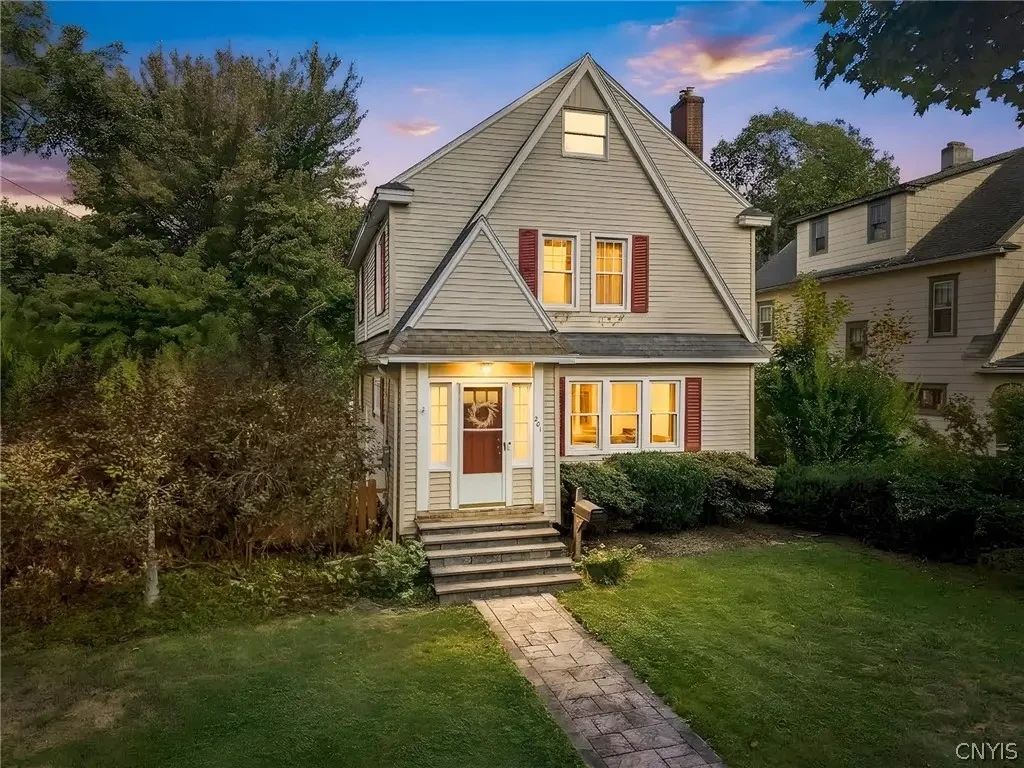 201 Bronson Road, Geddes