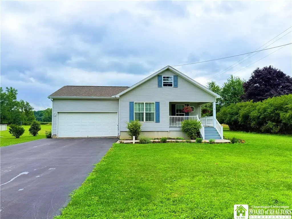 59 Elm Street, Pomfret