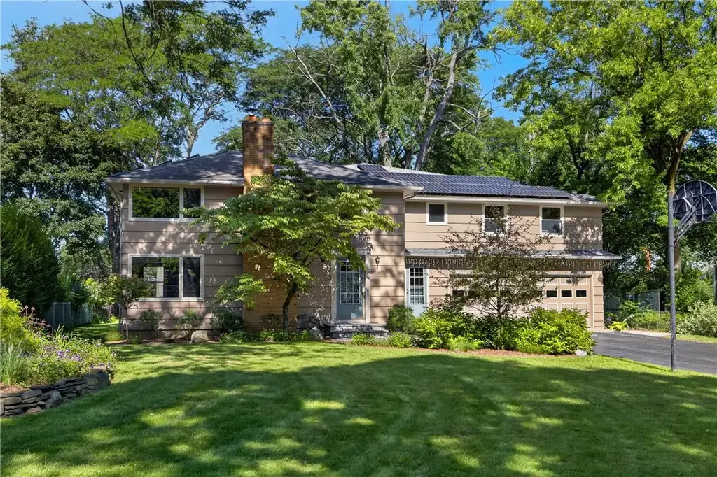 91 Glenhill Drive, Brighton