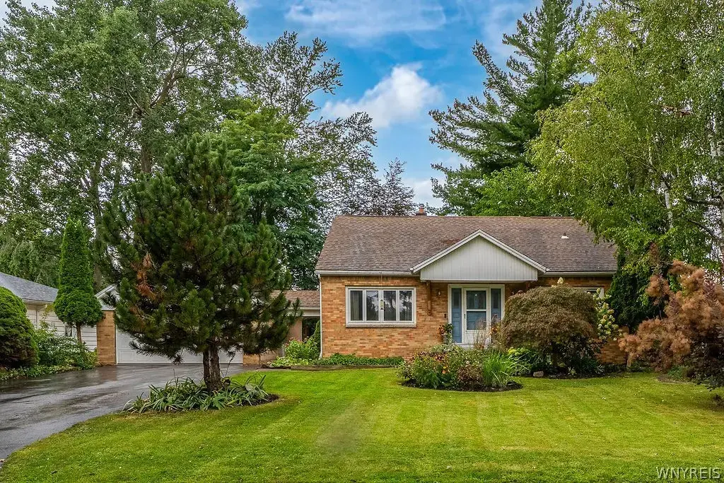 357 Mckinley Avenue, Amherst