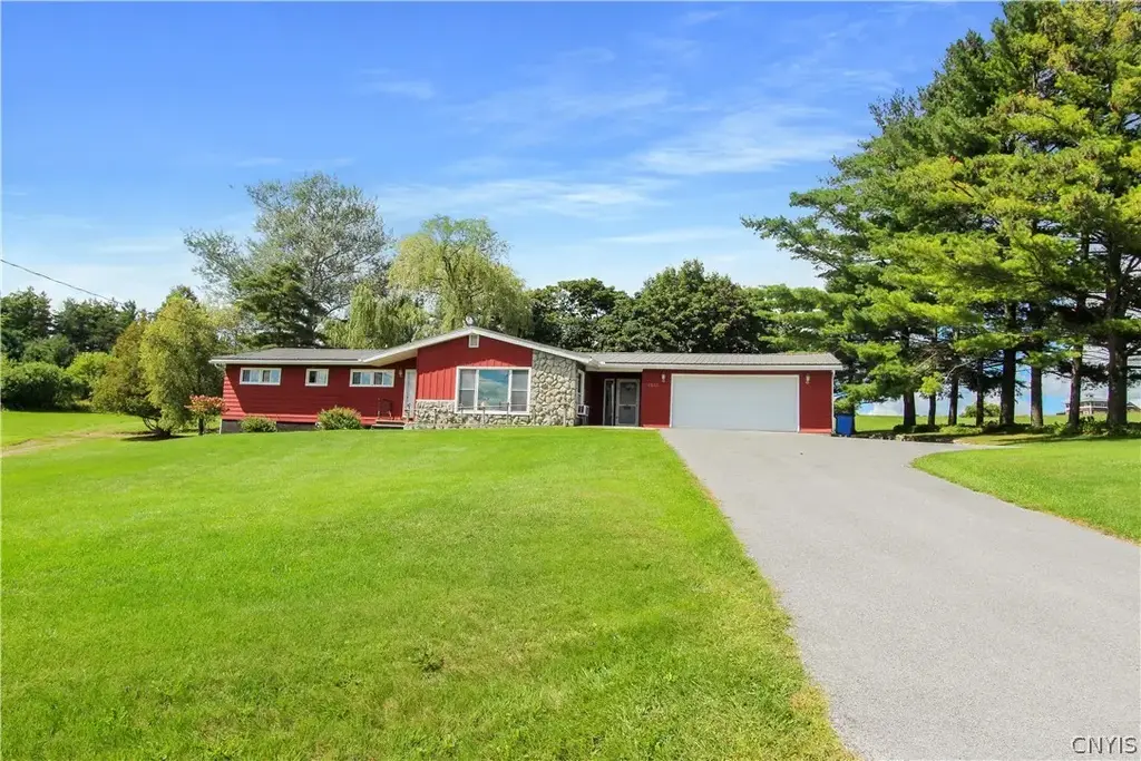 7833 State Route 26, Lowville